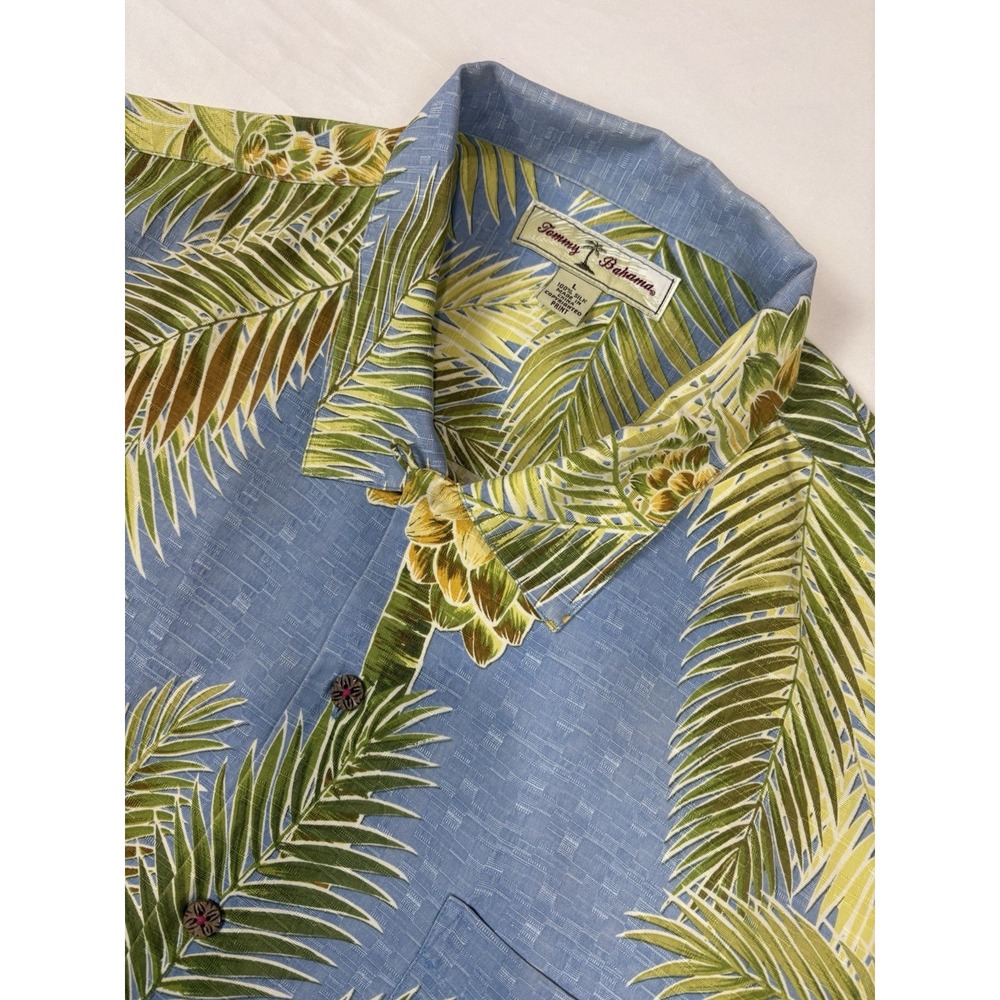 Tommy Bahama 100% Silk Camp Shirt Mens Large Tropical Palm Tree Print Button Up